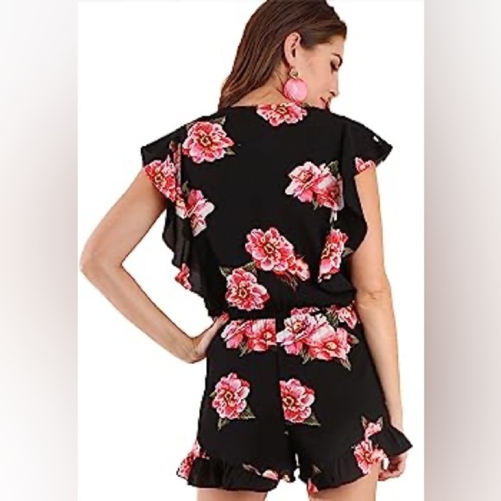 NWOT UMGEE FLORAL ROMPER - Picture 2 of 2